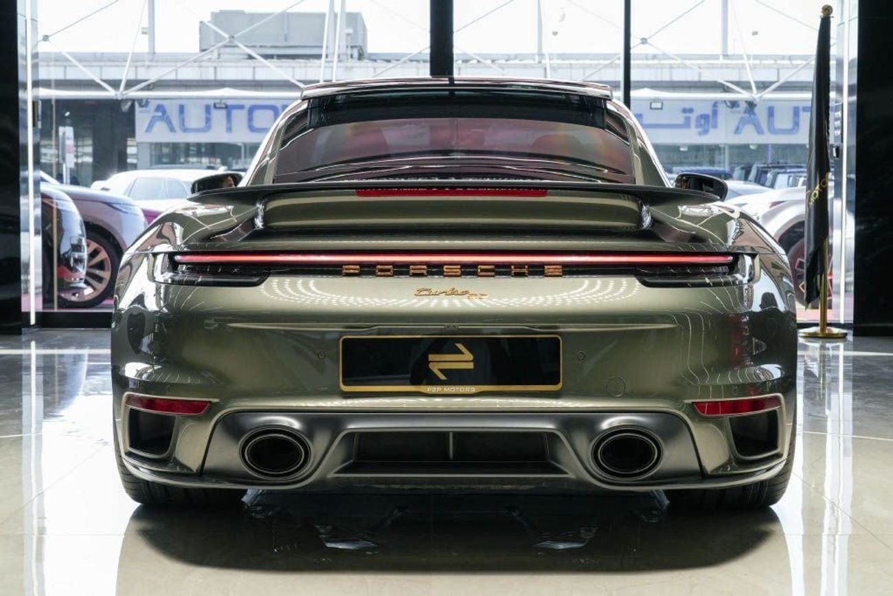 بورش 911 Turbo S 3.8L (640 HP) Coupe