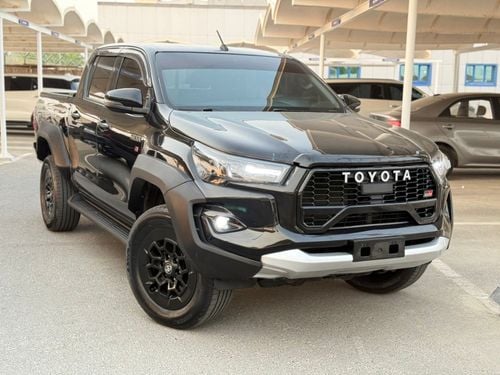 تويوتا هيلوكس GR Sport 4.0L