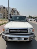 تويوتا لاند كروزر 70