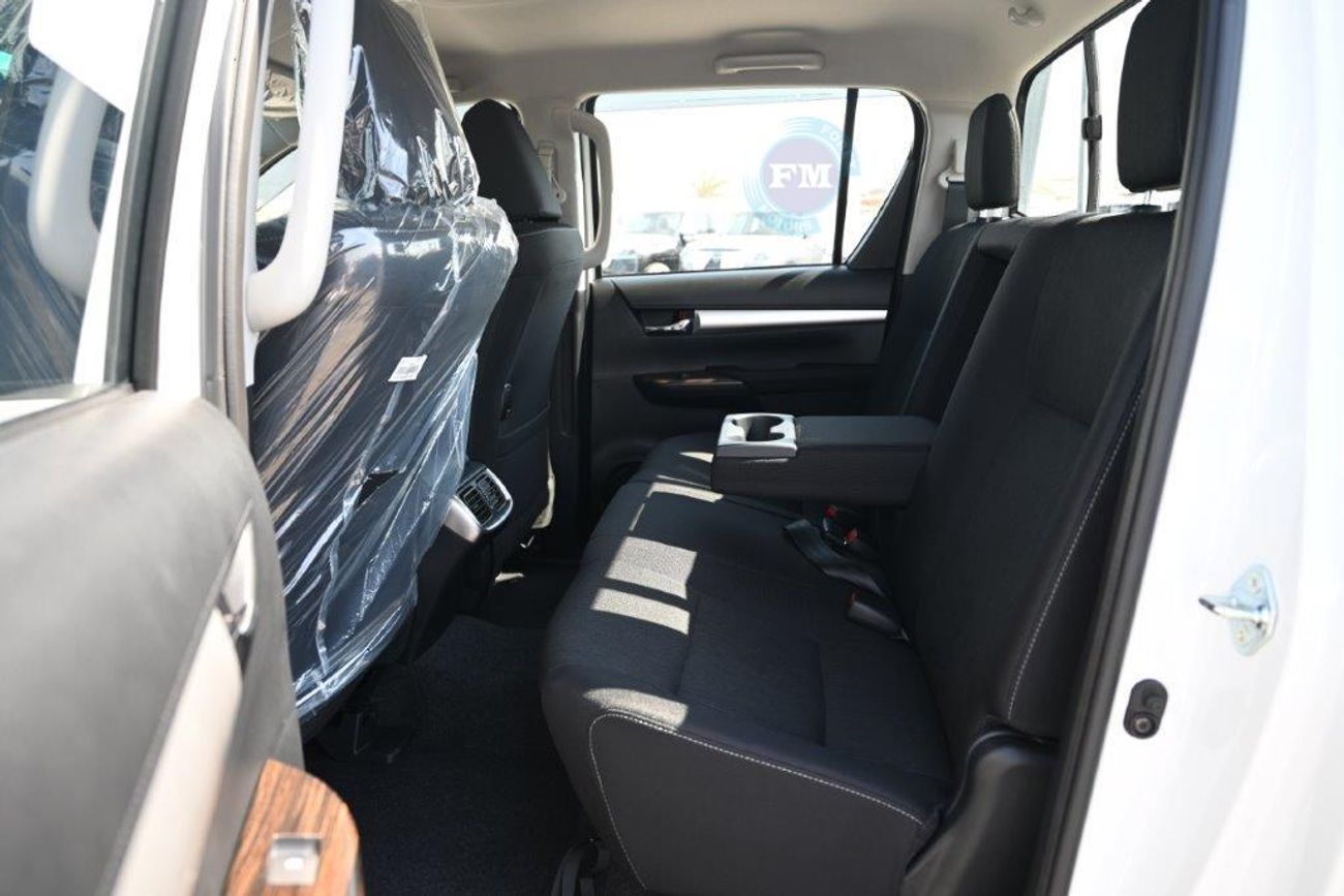 تويوتا هيلوكس Double Cab SR5 2.7L Petrol 4WD Automatic