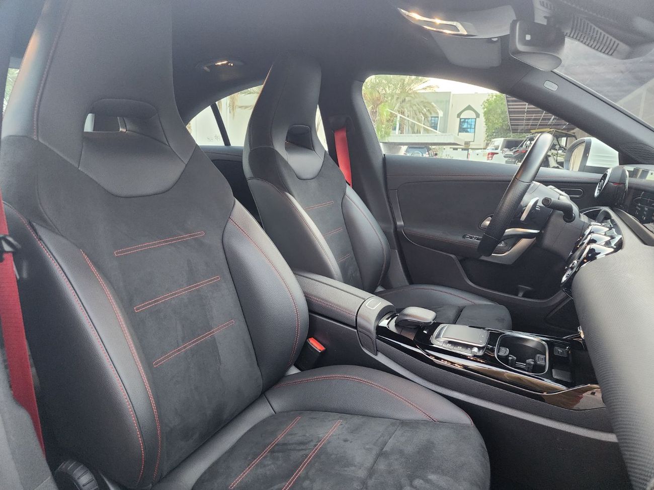 Mercedes-Benz CLA 35 AMG 4MATIC