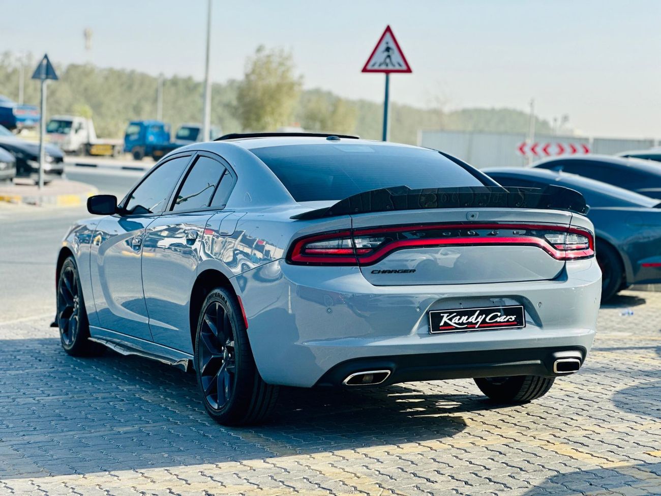 دودج تشارجر SXT 3.6L | Monthly 1270 | 0% DP | Sunroof | Alcantara Seats | Touch Screen | # 40102