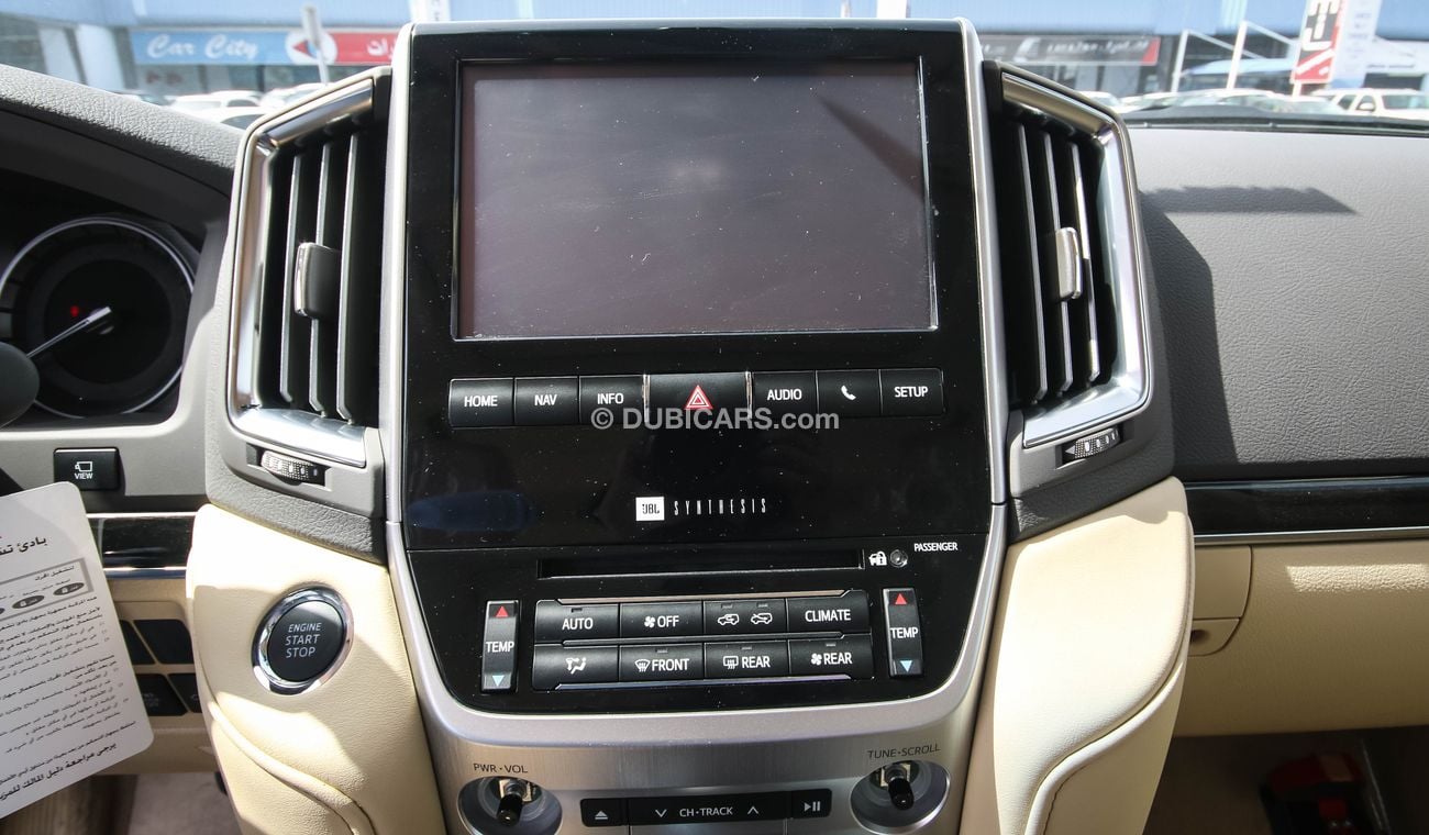 Toyota Land Cruiser VXS V8 5.7