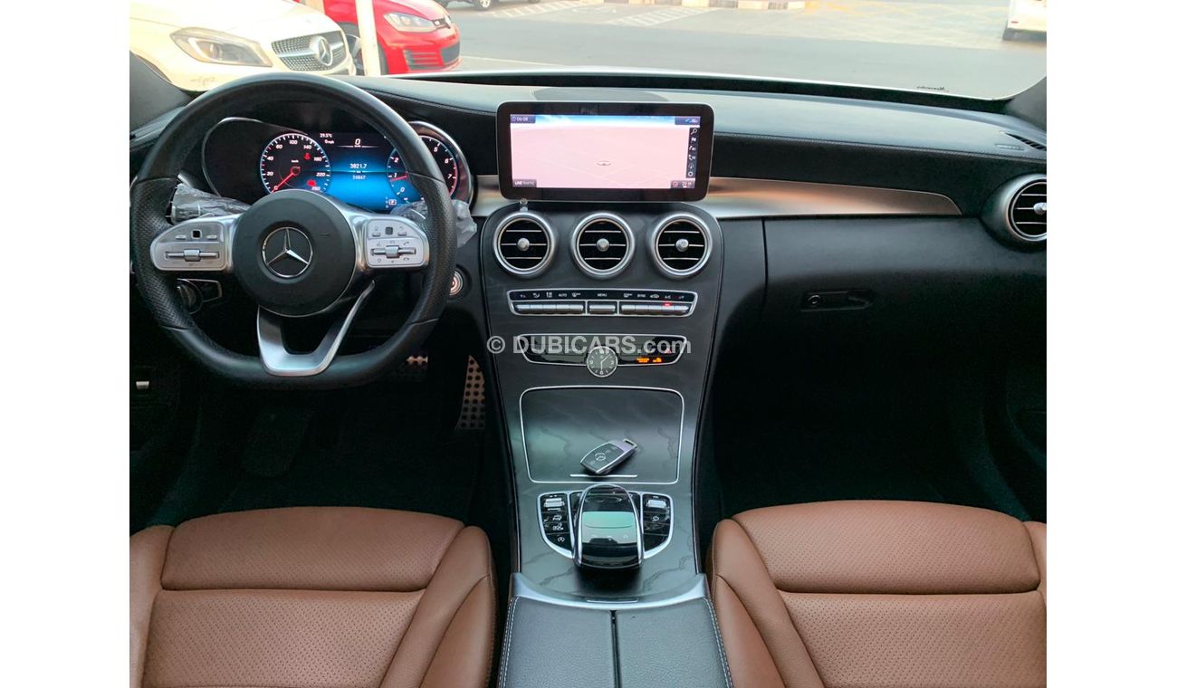 Mercedes-Benz C 200 Mercedes C 200_Gcc_2021_Excellent_Condition _Full option