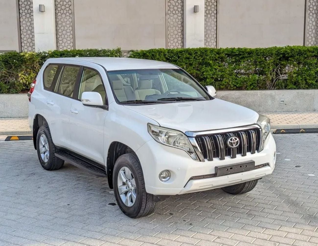 Toyota Prado Toyota prado 2012model 3.0L v4 Diesel Engine Colour White Transmission Manual Interior Beige 7seats