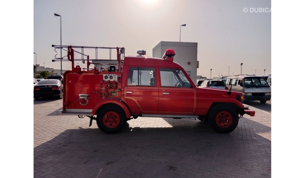 تويوتا لاند كروزر بيك آب TOYOTA LAND CRUISER FIRE TRUCK RIGHT HAND DRIVE (PM1427)