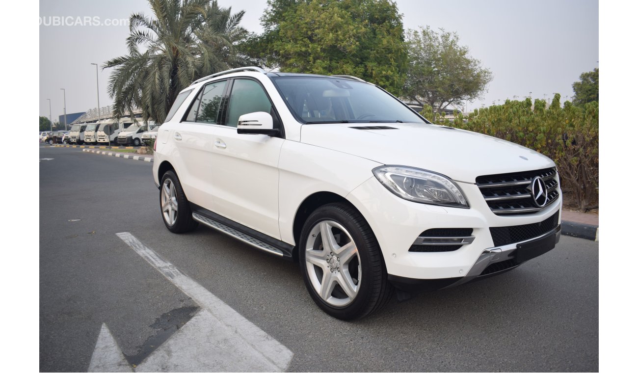 Mercedes-Benz ML 400 2015 - GCC Specs - FSH - Under Warranty - Low Mileage -Immaculate Condition