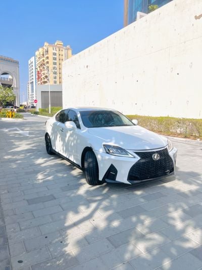 لكزس IS 250 PREMIER