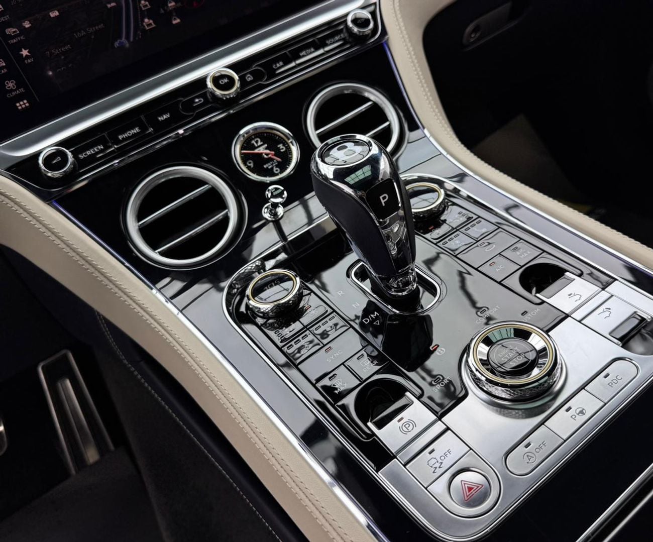 Bentley Continental GT 6.0L W12 (626 HP) 2020 Bentley Continental GT, Bentley Warranty+Full Service History, GCC