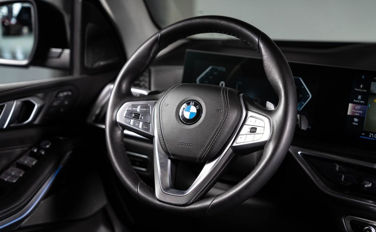 BMW X7 xDrive40i Luxury M Sport Package 3.0L 2024-BMW X7 40i XDRIVE LUXURY 7 SEATS-GCC-FSH WITH AGMC