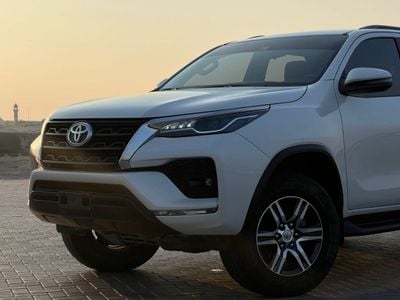 Toyota Fortuner GXR 4.0L (278 HP)