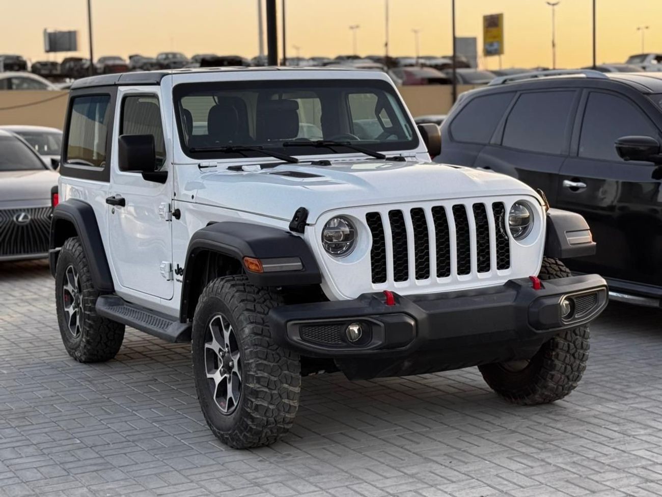 Jeep Wrangler 2022 Jeep Wrangler Sport • American Specs  3,000 km • 3.6L V6 (3604cc)