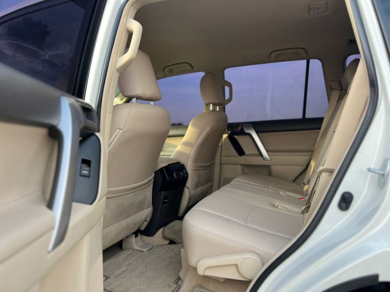 تويوتا برادو 2021 Toyota Prado TXL 4.0L V6 - AWD 4x4 Petrol - GCC-Electric Seat - Rear CAM & Sensors - Cool Box -