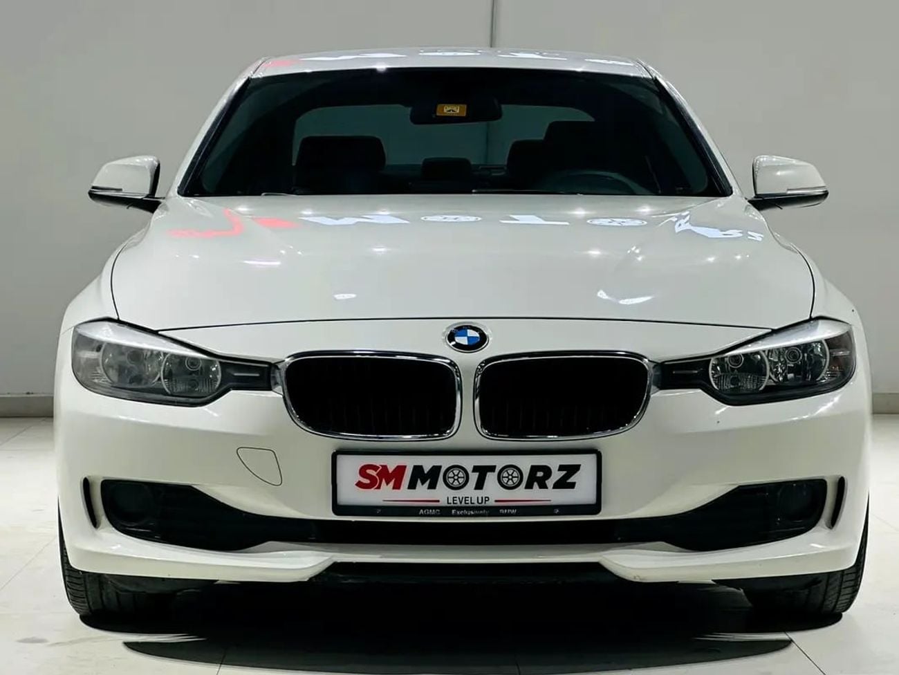 بي أم دبليو 316i Exclusive 1.6L