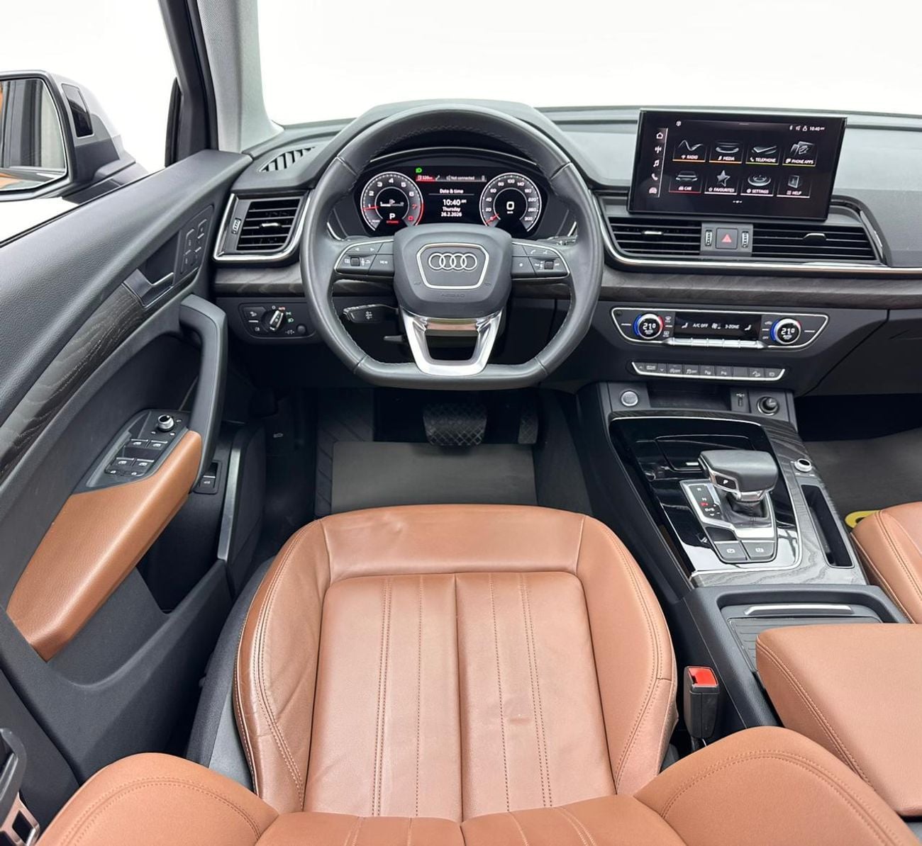Audi Q5 45 TFSI SPORTBACK S-LINE Basic 2.0L 2022 Audi Q5, 1 Year Warranty Un