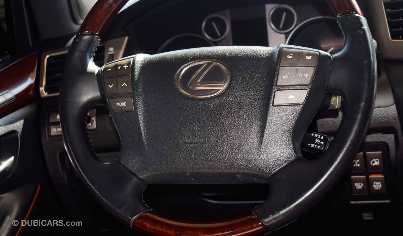 Lexus LX570