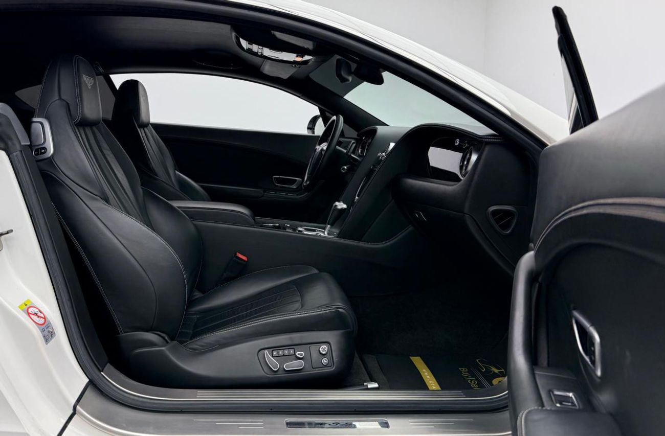 Bentley Continental GT  2015 Bentley Continental GT, Just Been Serviced, Fully Loaded, Excellent Condition, GCC