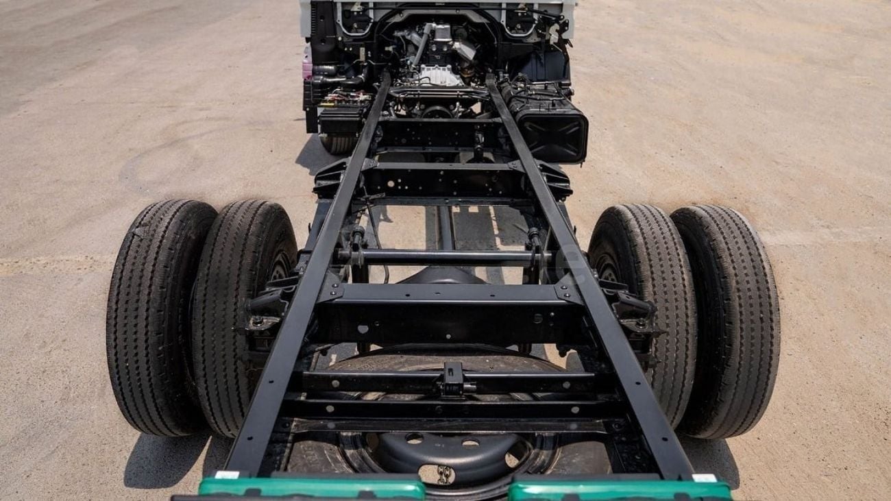 Mitsubishi Fuso Canter (LHD) MITSUBISHI FUSO CANTER 4.2D MT MY2024-WHITE