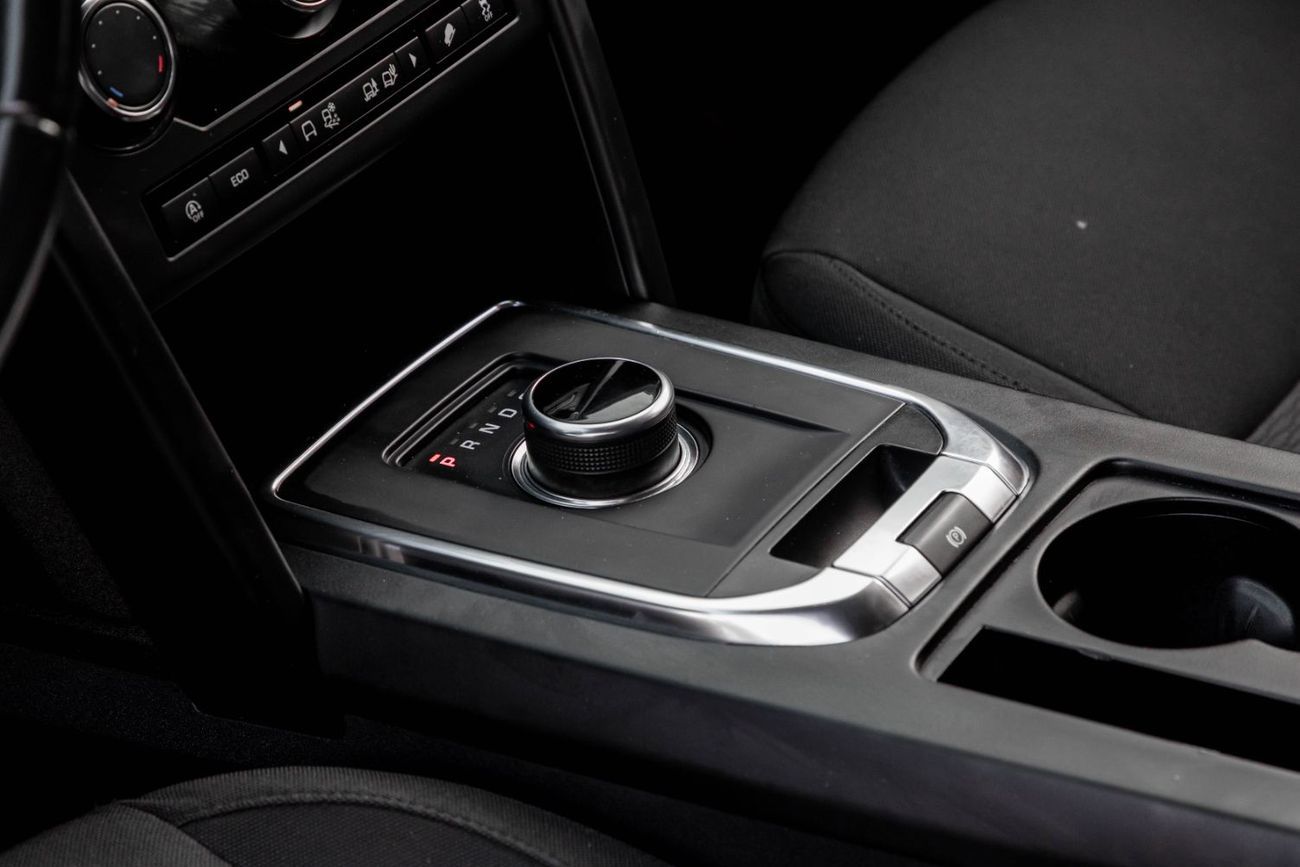 Land Rover Discovery Sport | 1,469 P.M  | 0% Downpayment | Land Rover Discovery Sport!