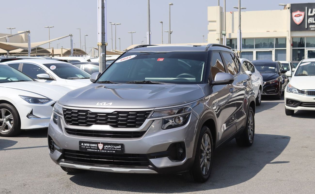 كيا سيلتوس كيا سيلتوس خليجى بدون حوادث  وبحاله ممتازه - محرك1.6L ممشى 75000 كم بسعر 53000 درهم