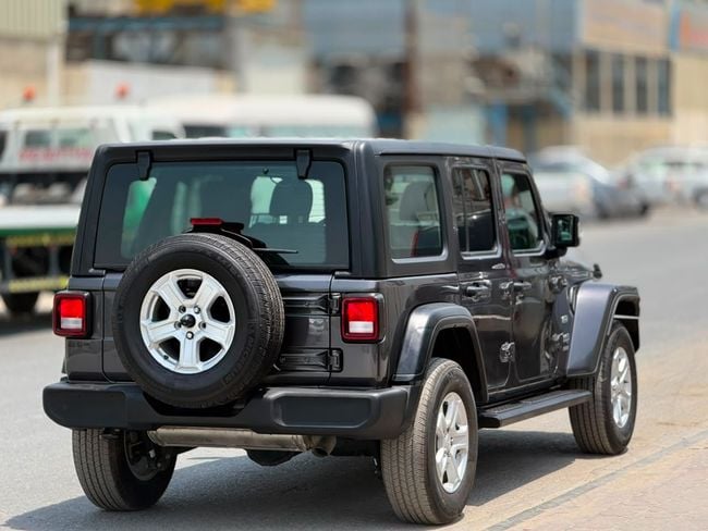 Jeep Wrangler Unlimited SAHARA 4XE, миниатюра 23