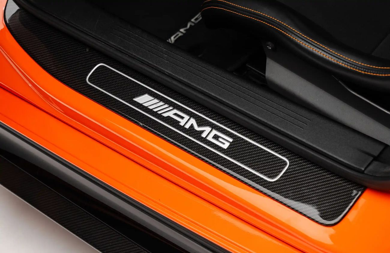 Mercedes-Benz AMG GT All-new 4.0L V8 biturbo engine