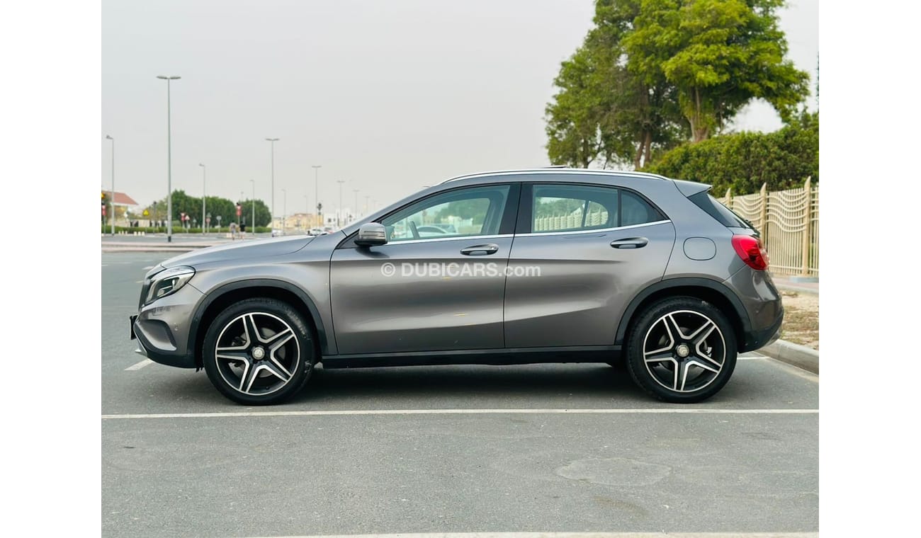 Mercedes-Benz GLA 250 Std 1390 PM || GLA 250 2.0L || FULL AGENCY MAINTAINED ||GCC || PRISTINE CONDITION