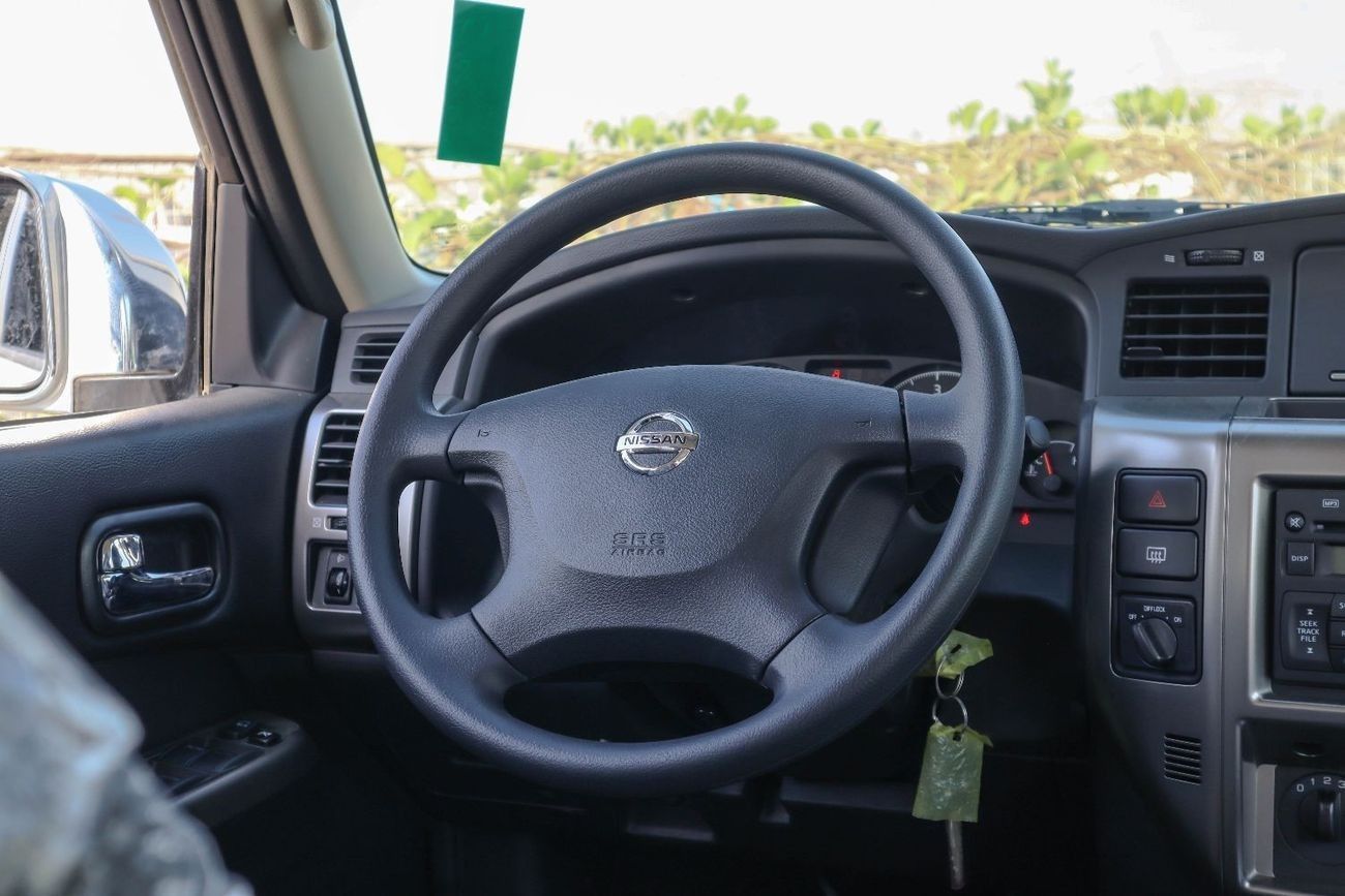 نيسان باترول سفاري nissan patrol safari 4.8L A/T 2023 model
