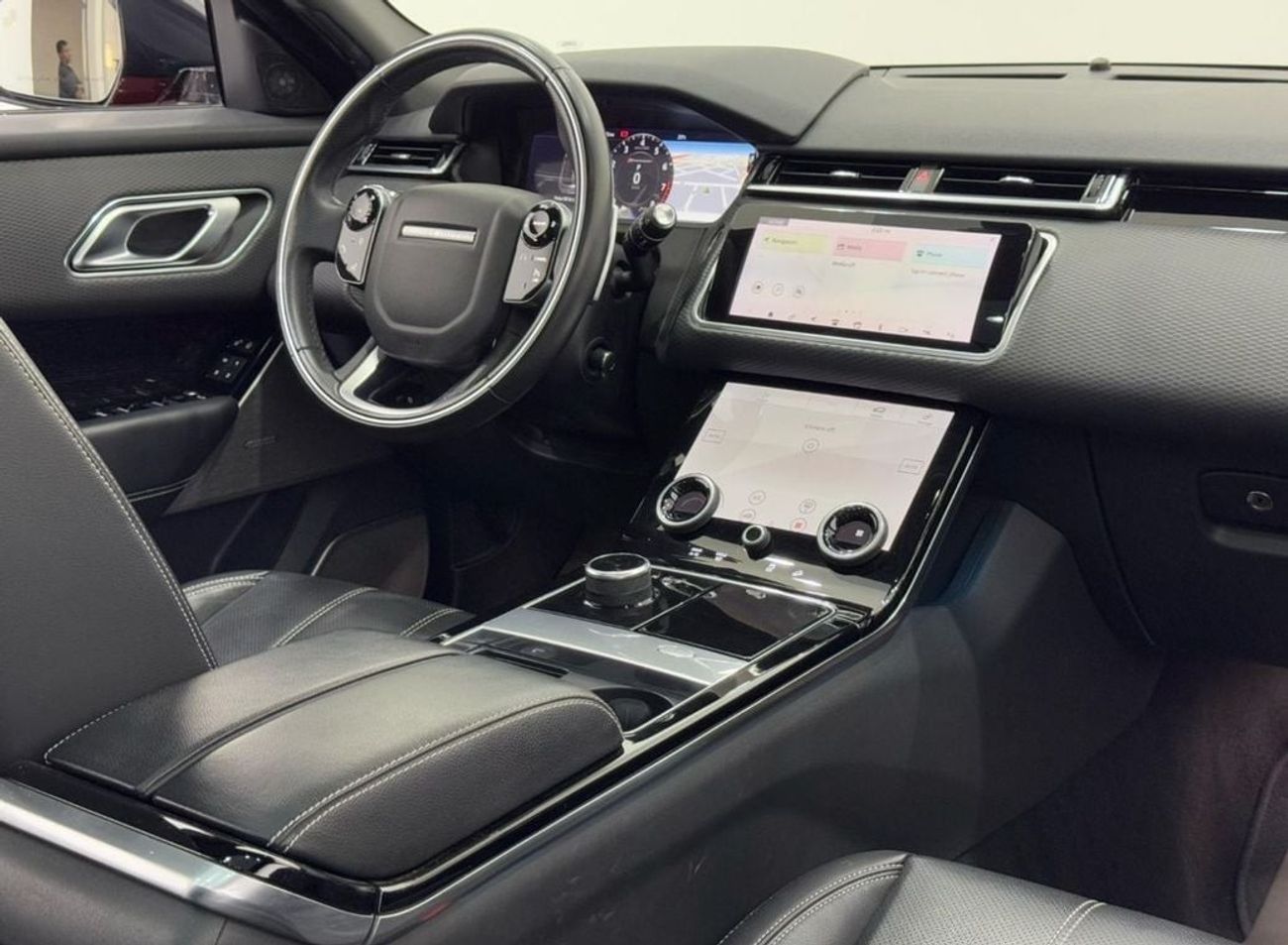 لاند روفر رينج روفر فيلار P250 R-Dynamic SE 2.0L 2020 Range Rover Velar P200 SE R-Dynamic, Sep 2025 Range Rover Warranty, Exce