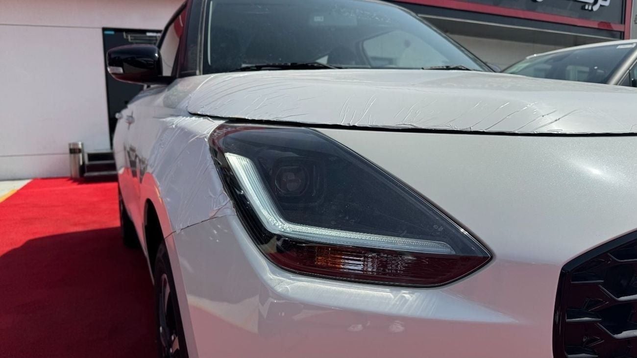 سوزوكي سويفت GLX 1.2L 2025 GLX Dual Tone - Petrol AT / New Stocks Available / Book Now!