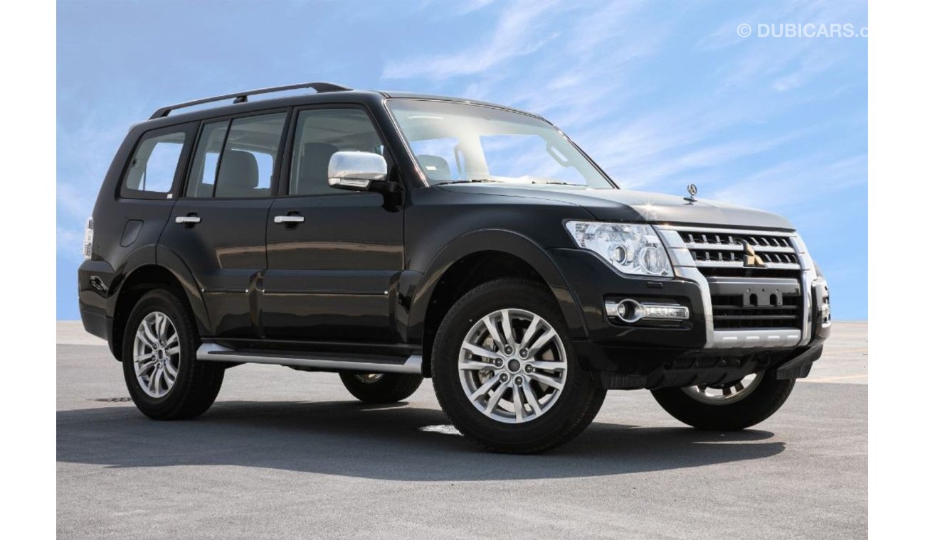 Mitsubishi Pajero 3.8L Petrol Full Option with Rear Diff Lock, D+P Power Seats, Leather Seats and Cruise Control