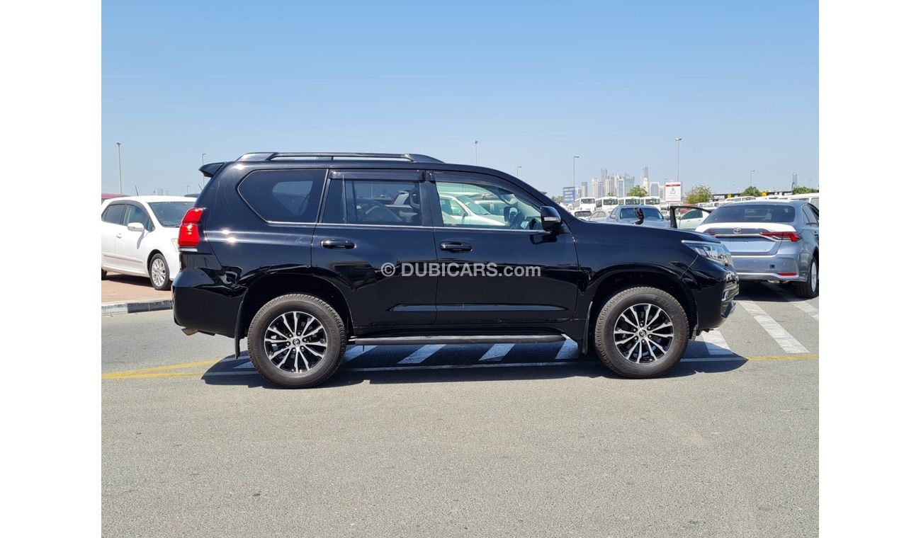 تويوتا برادو Full option clean car accident free