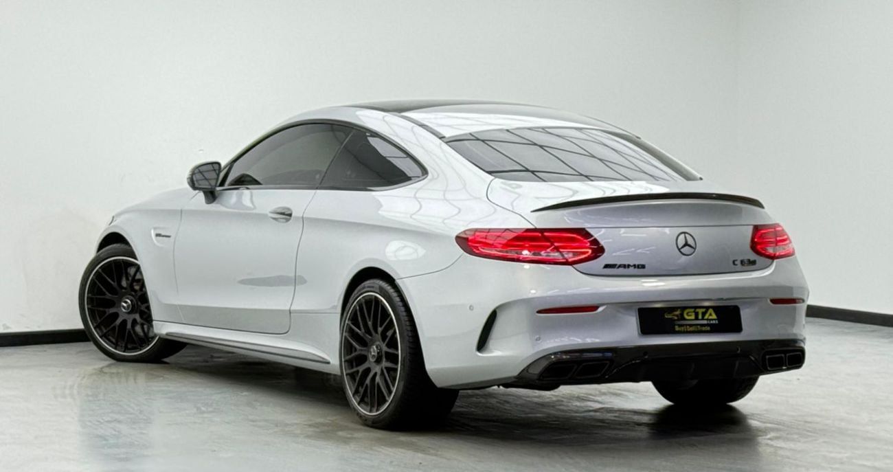 Mercedes-Benz C 63S AMG Std 4.0L Coupe 2017 Mercedes-AMG C63s, Full Service History, Excellent Condition, Excellent Conditio