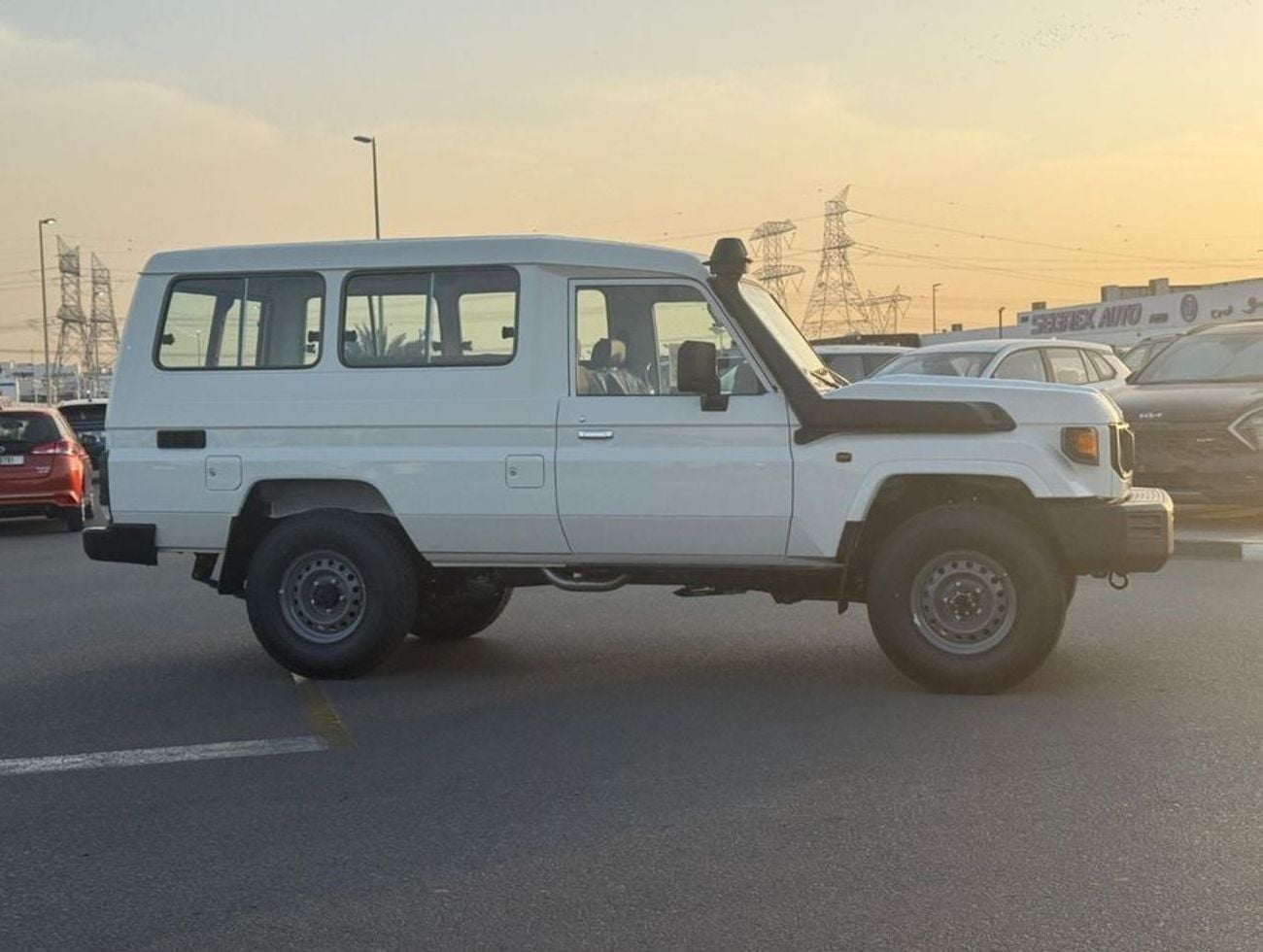 تويوتا لاند كروزر 70 EXPORT ONLY - LC 78- 2.8L - DIESEL - AUTOMATIC