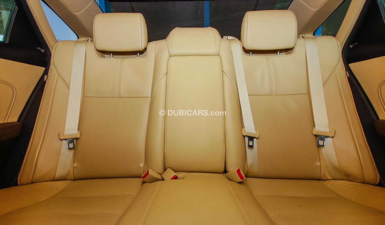 Used Toyota Avalon Limited Edition 2013 for sale in Dubai 87905