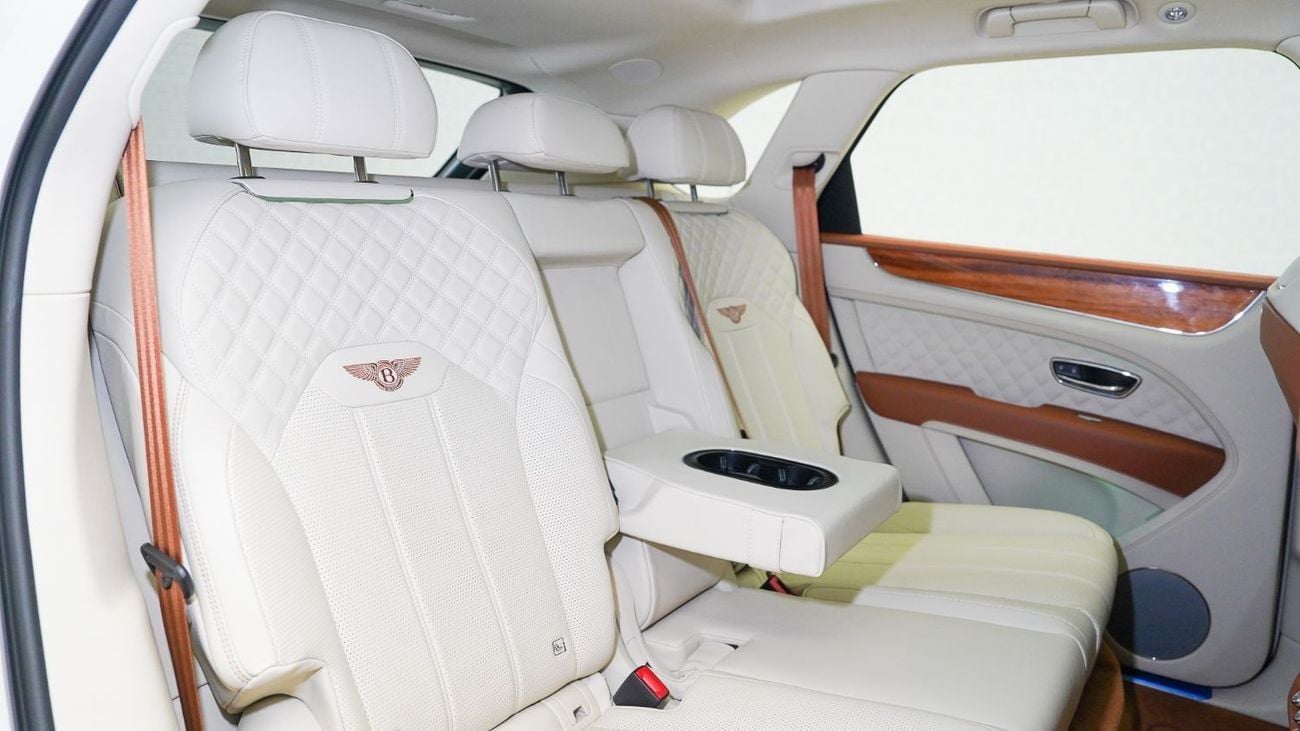 بنتلي بينتايجا Bentayga 4.0T