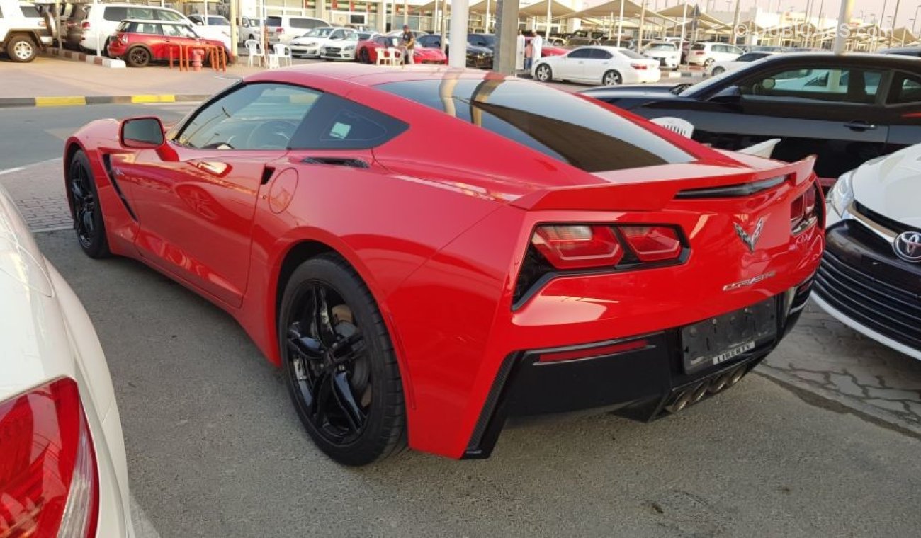 Chevrolet Corvette 2017 model Gulf specs low mileage Full options automatic