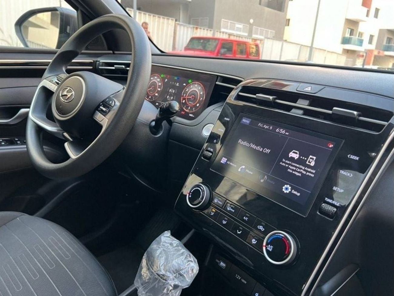 هيونداي سانتا كروز FULL OPTION KM 1400 4X4 PUSH START SUNROOF