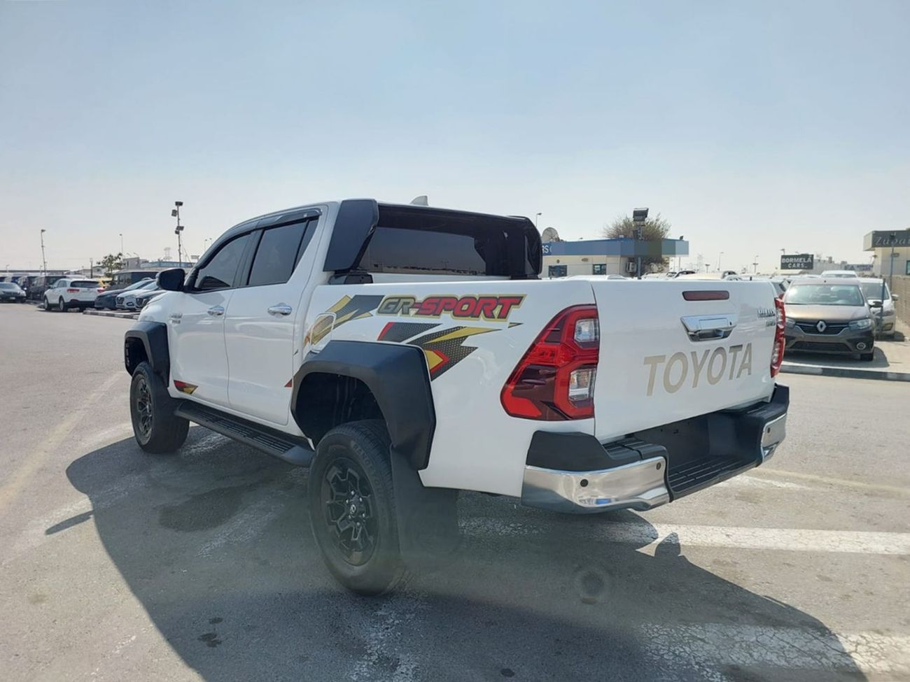 Toyota Hilux (RAMADAN OFFER) TOYOTA HILUX PICKUP RHD 2023 MODEL 2.8 L DIESEL AUTOMATIC(PM85171)