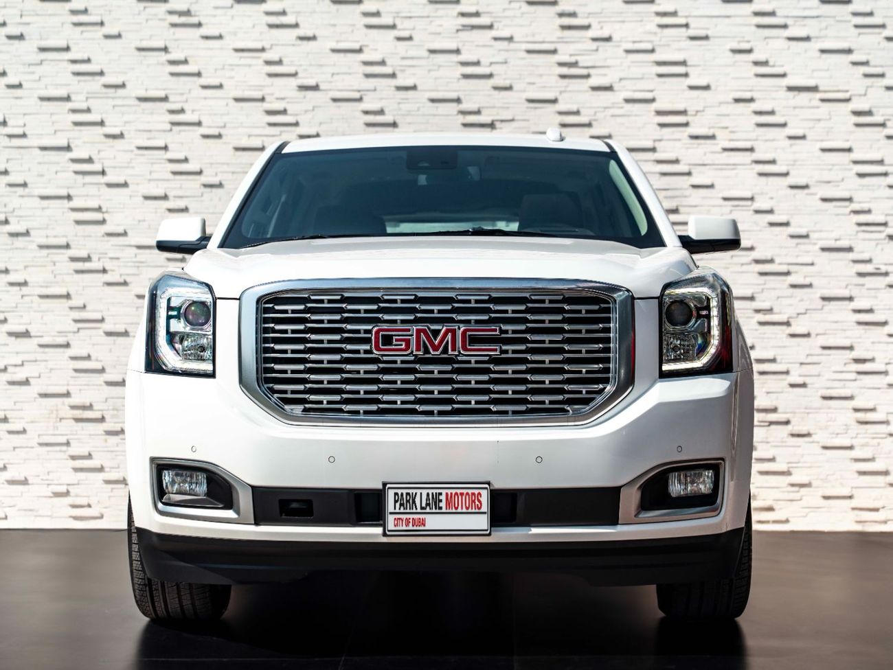 جي أم سي يوكون Denali 6.2L (8 Seater)