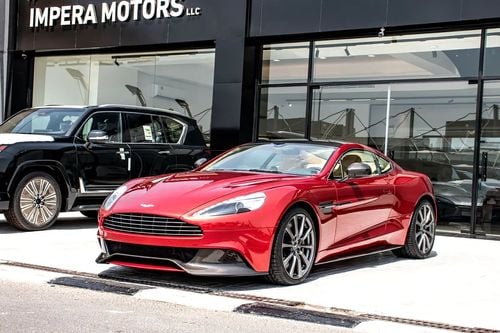 Aston Martin Vanquish Carbon Black | GCC Specs | Pristine Condition