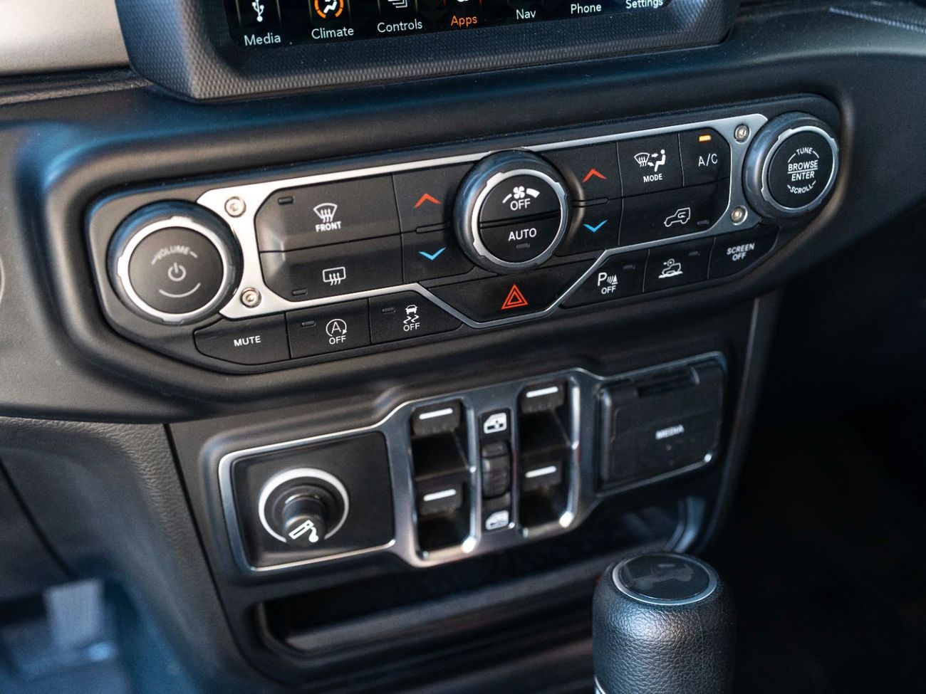 جيب رانجلر Unlimited Sport 3.6L A/T