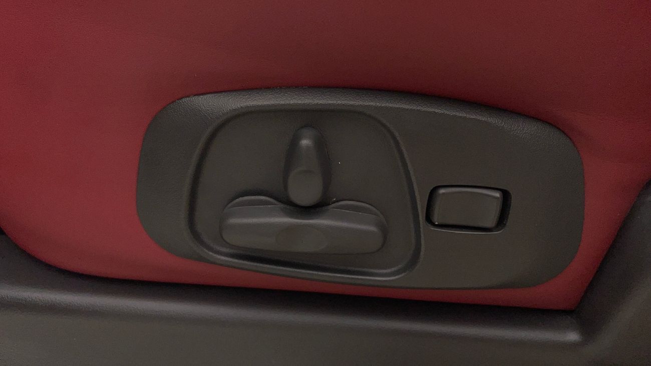 ميتسوبيشي باجيرو GLS HIGHLINE SIGNATURE EDITION 3.8 | بدون دفعة مقدمة | اختبار القيادة في المنزل