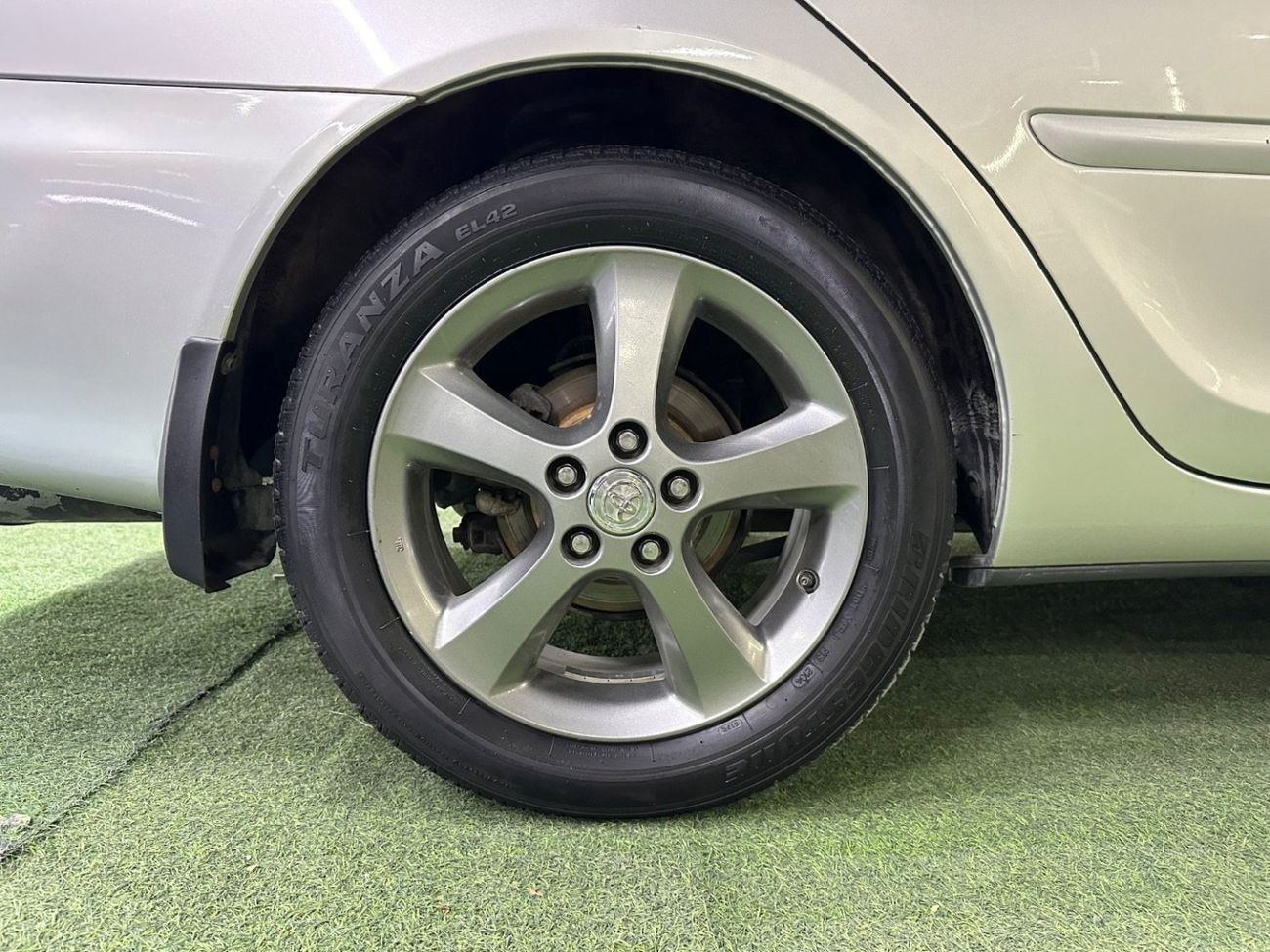 تويوتا كامري 2005 3.3L 225hp  3.3L DOHC MPFI VVTi 24-клапанный