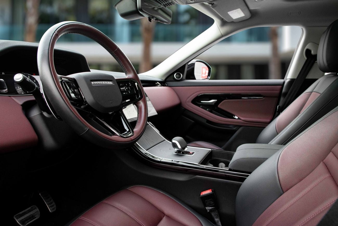 لاند روفر رانج روفر إيفوك Range Rover Evoque R-Dynamic SE | 3,232 P.M | 0% Downpayment | Excellent Condition!