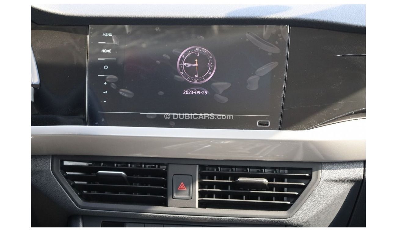 Volkswagen Bora VOLKSWAGEN_BORA_2022_15L_WHITE