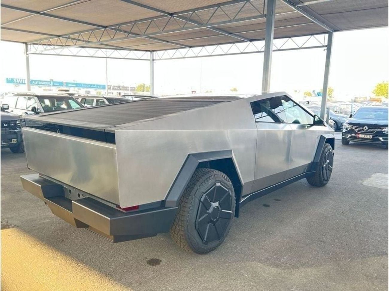 Tesla Cybertruck Tesla Cybertruck Foundatation Series 2025 Model Year