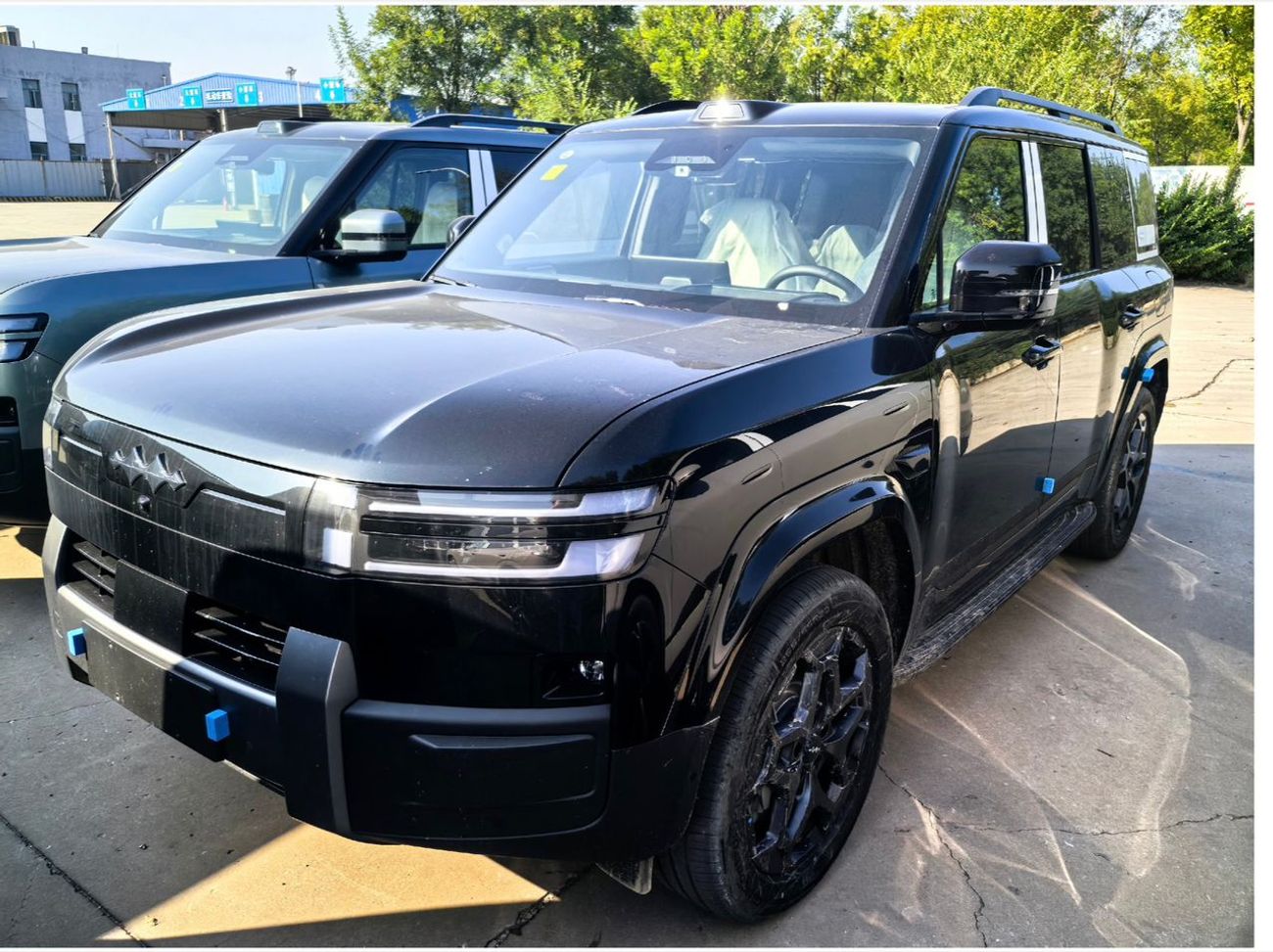 بي واي دي ليوبارد تيتانيوم 7 Ultra