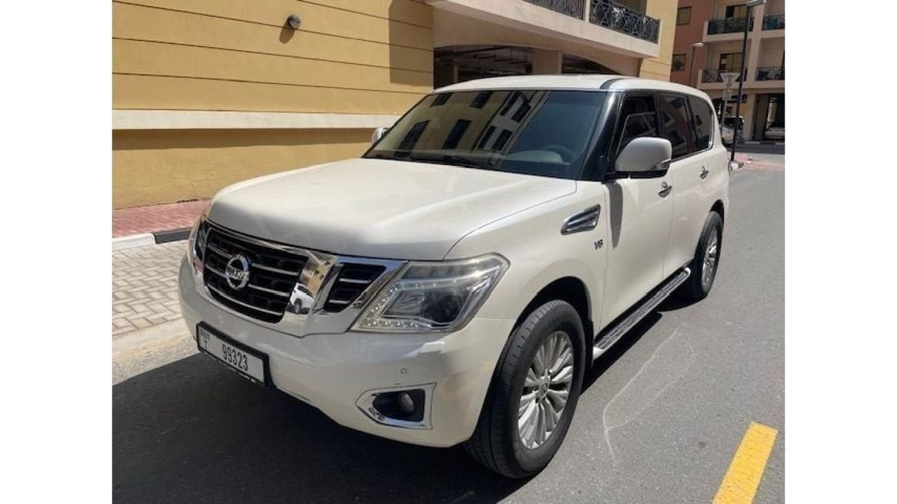 Nissan Patrol SE Platinum NISSAN PATROL PLATINUM T2 2014 GCC SINGLE OWNER LOW MILEAGE IN MINT CONDITION