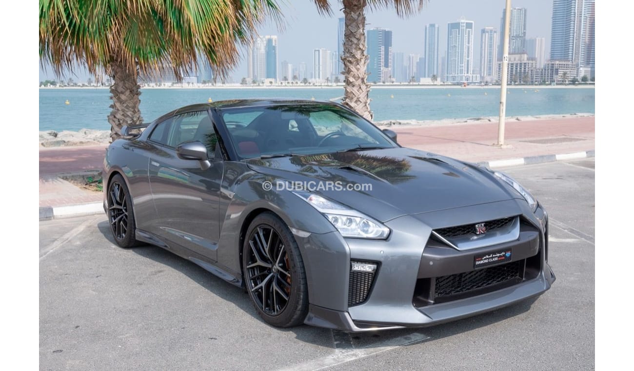 Nissan GTR Nissan GTR -V8 2017 Gcc Full Options 6-speed automated manual All wheel drive